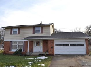 7 Essex Ln, Elkhart, IN 46514