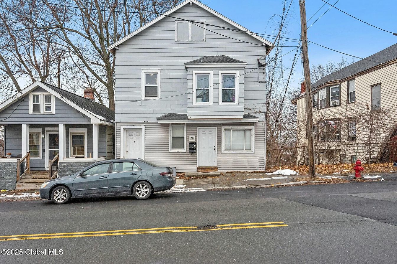 1st image of 14 Oakwood Avenue