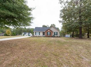 3025 Chinaberry Dr, Lancaster, SC 29720
