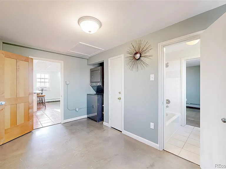 375 S Navajo St #3 — Photo 11