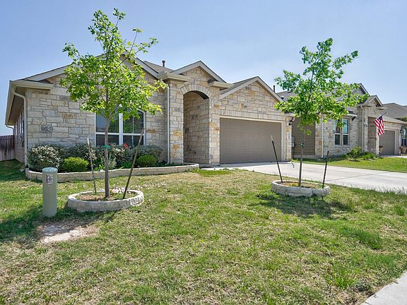 2nd image of 460 Agave Flats Dr