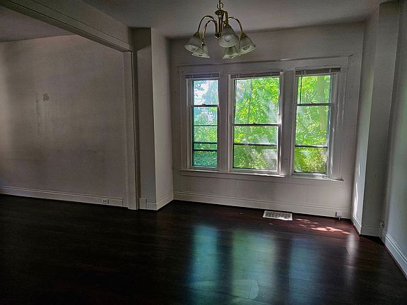 5th image of 14 Fairfield St