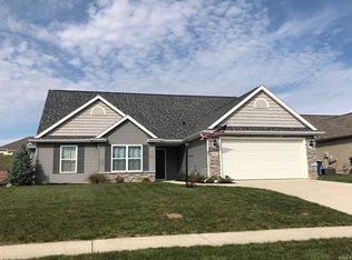 8936 Strathmore Ln, Fort Wayne, IN 46818