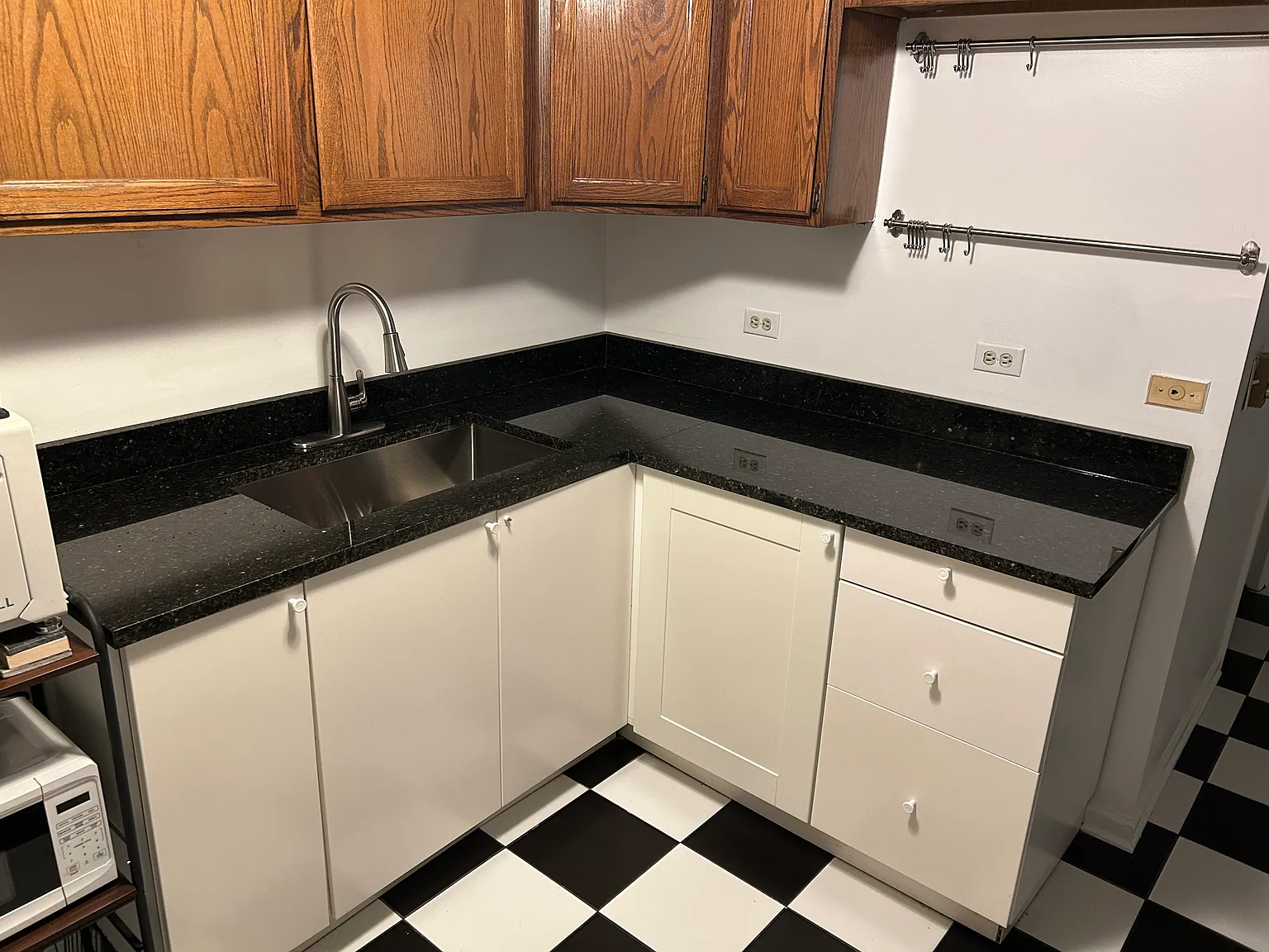 1 bed, 750 sqft, $1,500 — Photo 3