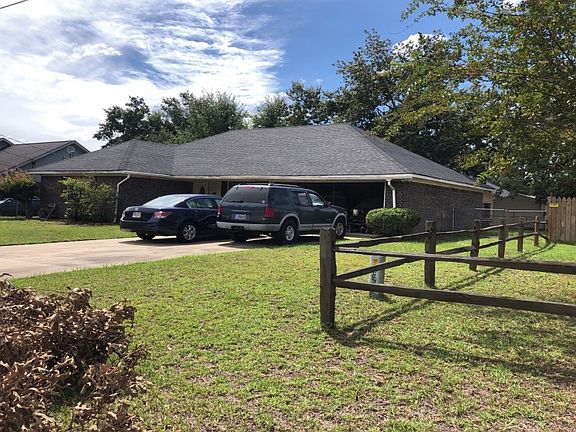 2nd image of 943 Wedgewood Way
