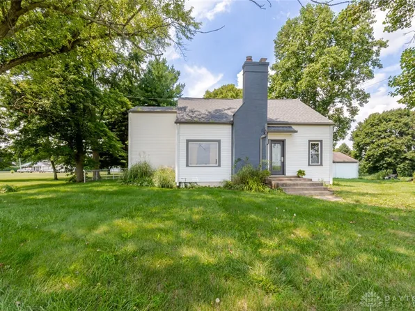 7010 Troy Frederick Rd, Tipp City, OH 45371