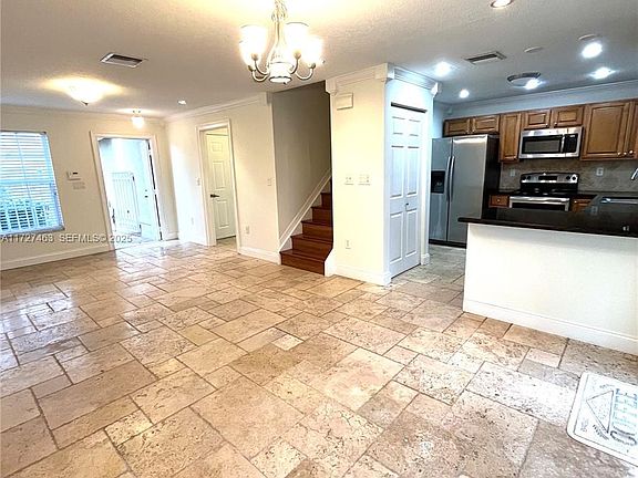 4th image of 17092 NW 22nd St