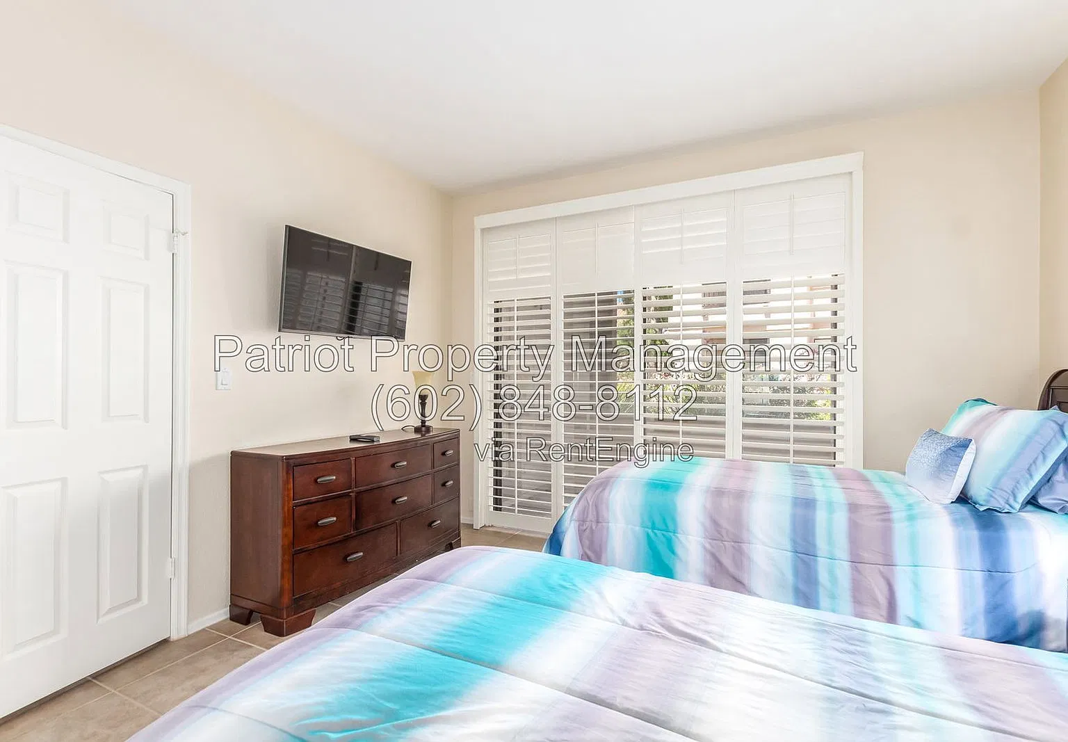2 bed, 2.0 bath, 1125 sqft, $4,700 — Photo 3