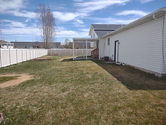 2nd image of 3065 E Brettonwood Dr