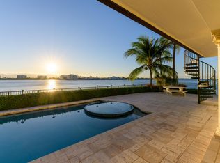 7 Duke Dr, Lake Worth, FL 33460