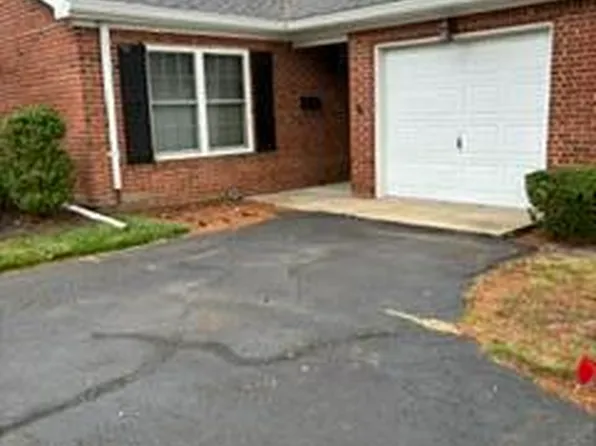 11 Rosewood Dr, Spring Lake, NJ 07762