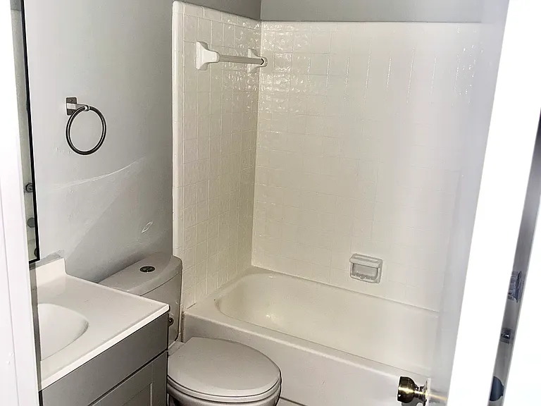 7604 Melissa Ct N — Photo 18