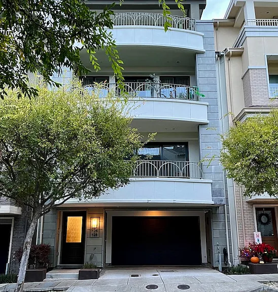 126 Summit Way — Photo 1