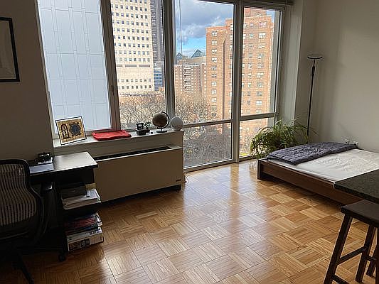 1st image of 1510 Lexington Ave APT 10k
