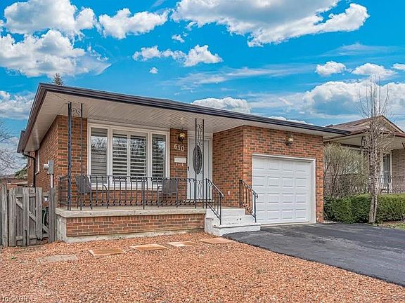 3rd image of 610 Stone Church Rd W