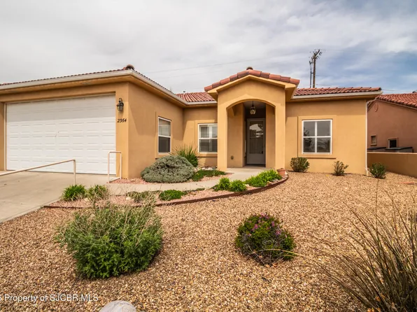 2364 Suntuoso Ct, Farmington, NM 87401