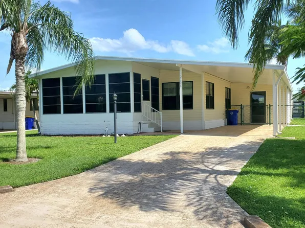 2706 SW Pontiac Place, Stuart, FL 34997