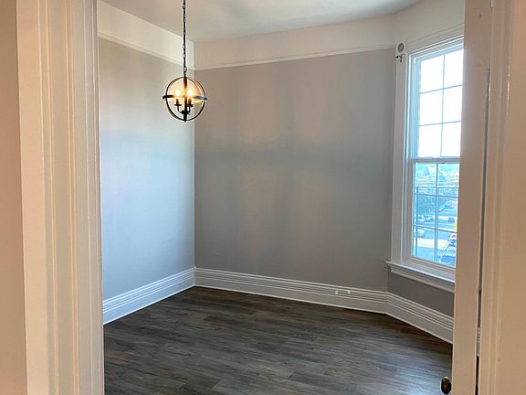 5th image of 292 Stanyan St