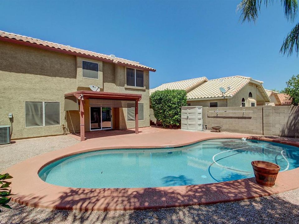 1st image of 1079 W Myrna Ln