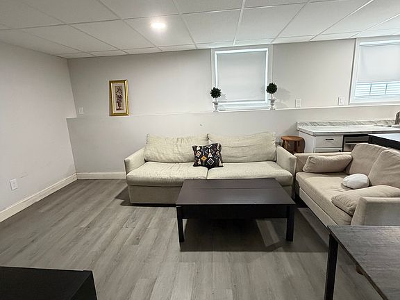 4th image of 699 Manton Ave #L