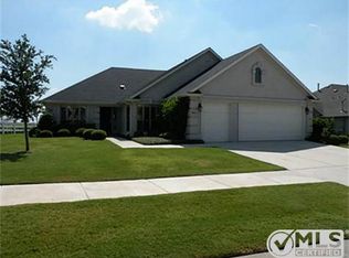 9801 Grandview Dr, Denton, TX 76207