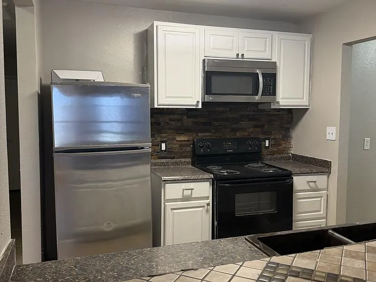 5092 Christian Cir — Photo 11