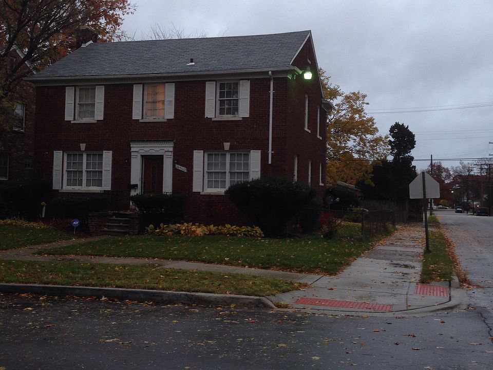 2nd image of 16500 Princeton St