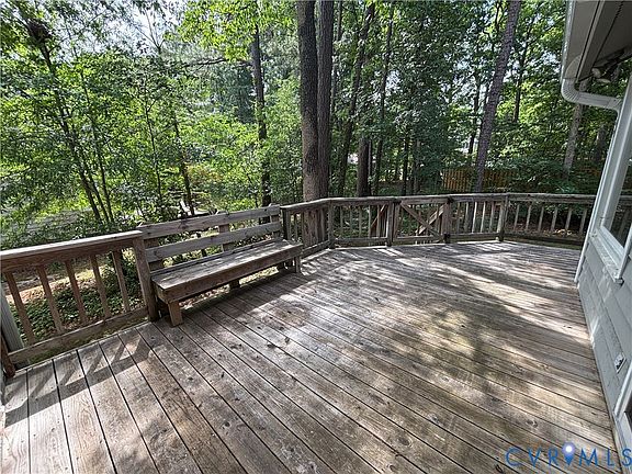 3rd image of 10739 High Mountain Ct