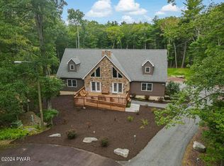 108 Soose Ct, Tafton, PA 18464