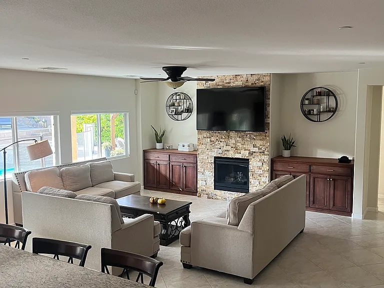 73929 Van Gogh Dr — Photo 2