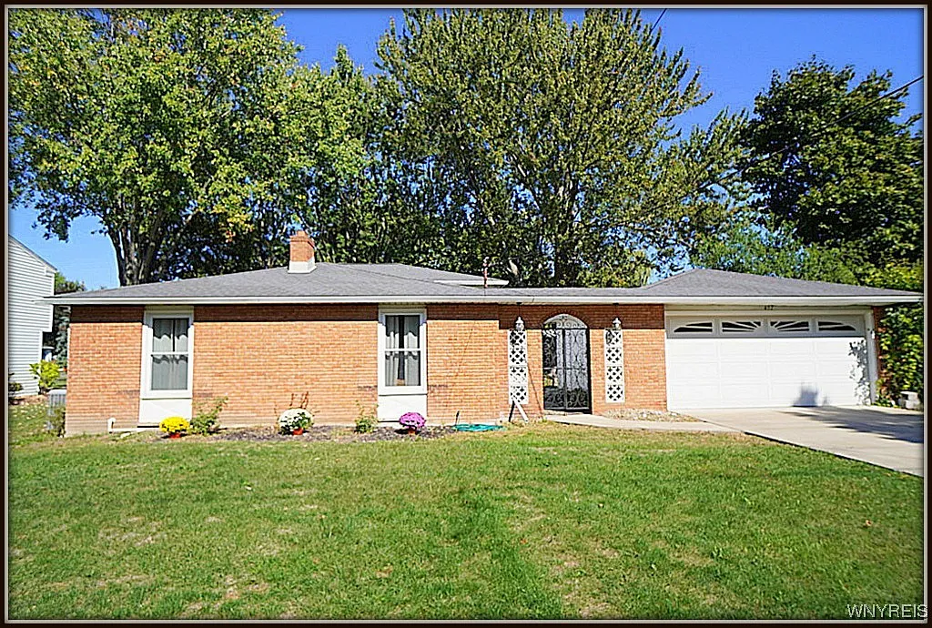 457 Cherry Ln photo 1