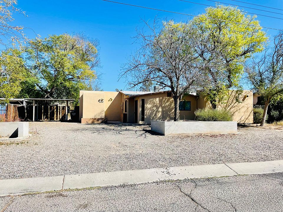 1st image of 2630 N Palo Verde Ave