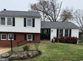 730 Snowdon Ln, Glen Burnie, MD 21061