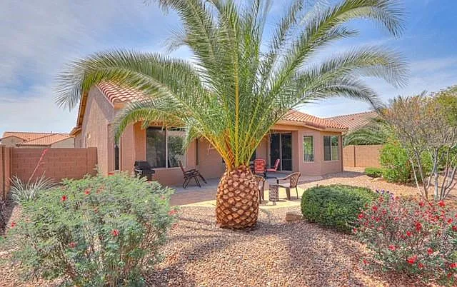 2 bed, 1884 sqft, $2,850 — Photo 3