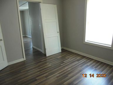 512 York St Miami Ok 74354 Zillow