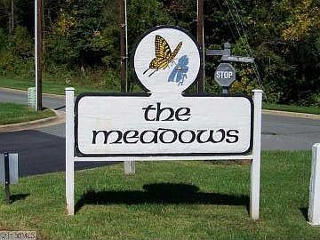 2nd image of 332 Meadows Cir