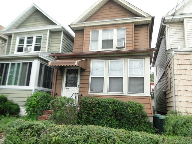 1st image of 8745 108th St