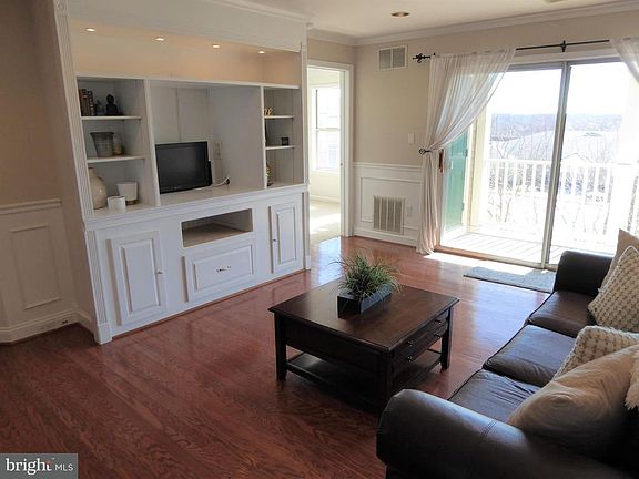 5th image of 13113 Millhaven Pl #2-C