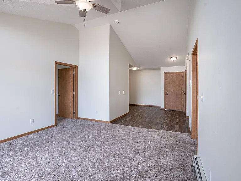 Bismarck, ND Sierra Ridge Apartments | 22A | Living