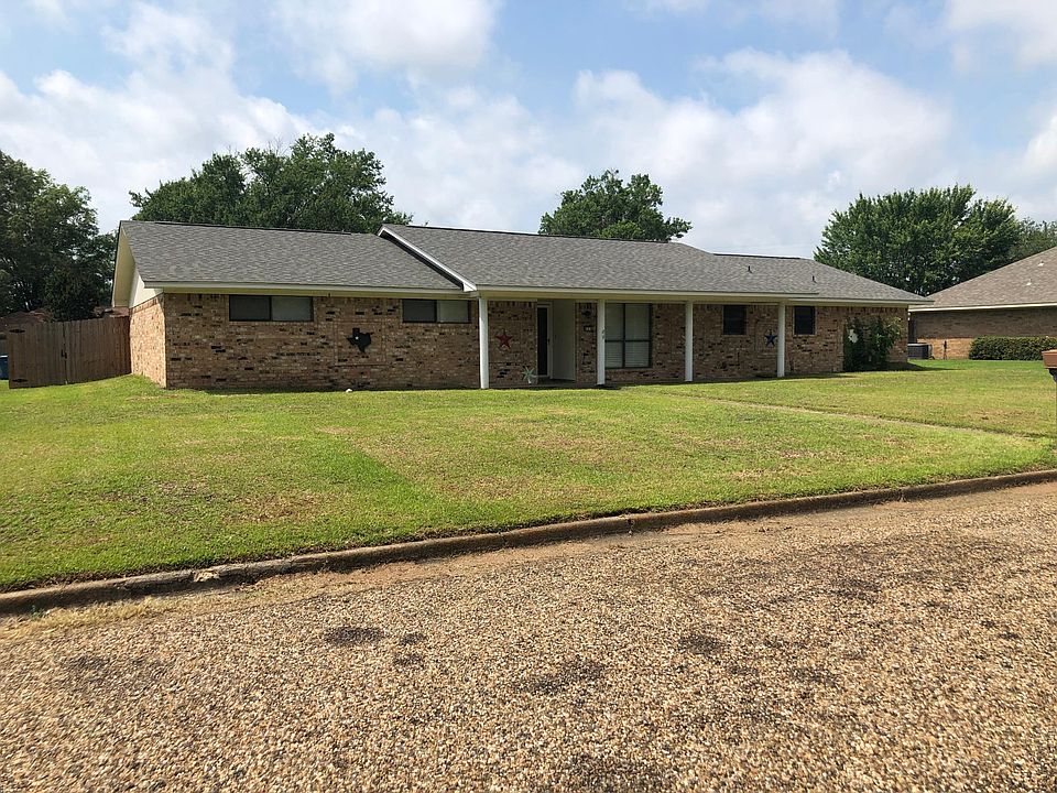 1st image of 410 Brookwood Dr