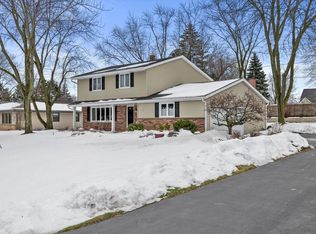 N97W15805 Burr Oak Rd, Germantown, WI 53022