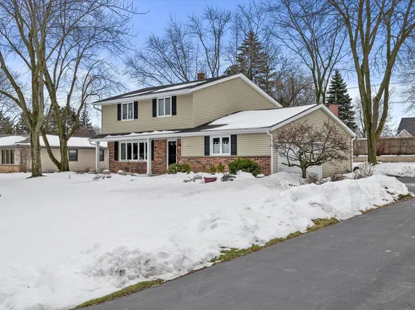 N97W15805 Burr Oak ROAD, Germantown, WI 53022