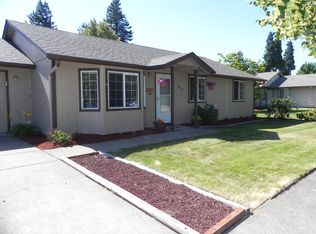 878 S 32nd Pl, Springfield, OR 97478
