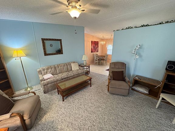 3rd image of 11902 Bristol Ln