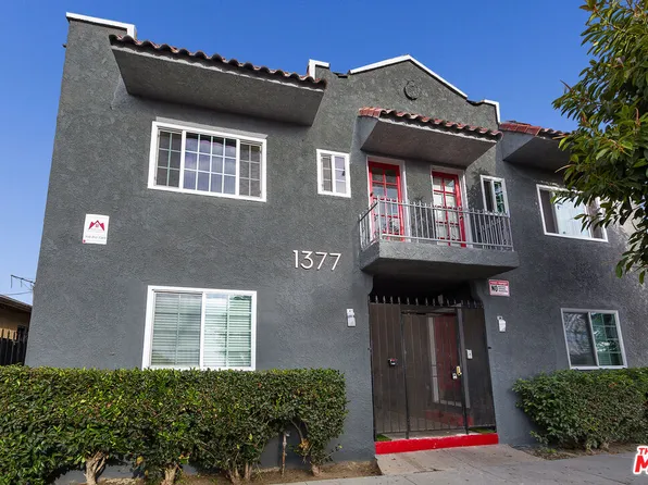 1377 Warren Ave, Long Beach, CA 90813