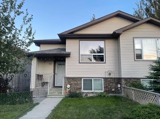 766 S Mount Sundance Ln W, Lethbridge, AB T1J0T3