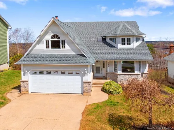218 Hearne St, Fredericton, NB E3B 6M3