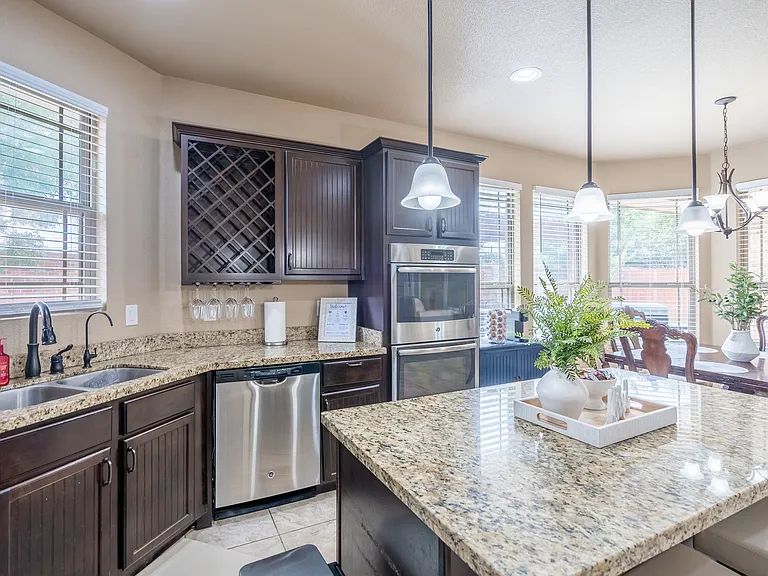 6115 Sun Tea Way — Photo 36