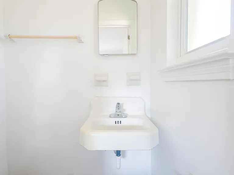 22 Laurie Dr NE — Photo 26