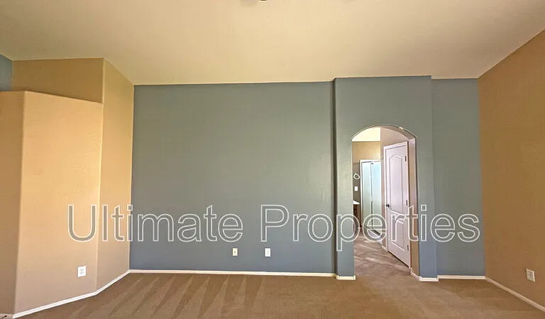 17840 W Andora St — Photo 4